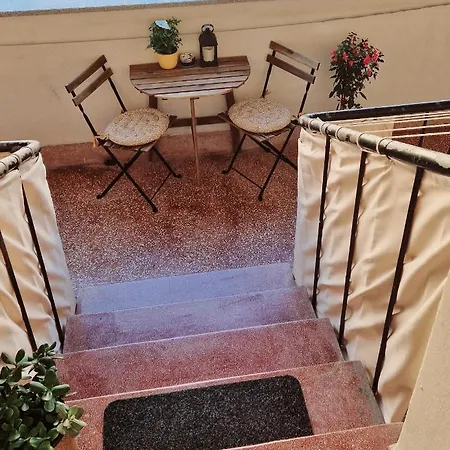 Lemon & Sun Apartment *