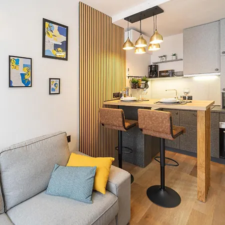 Lemon & Sun Apartment *