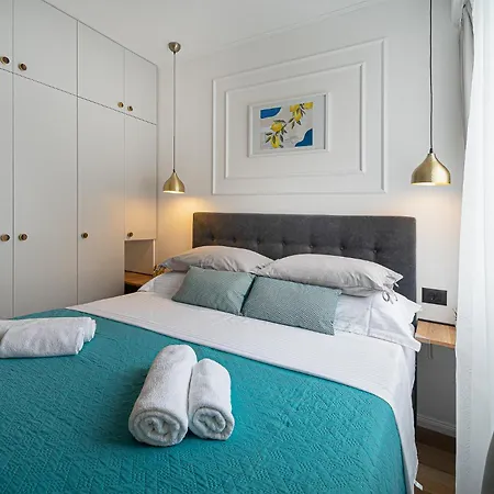 Lemon & Sun Apartment *